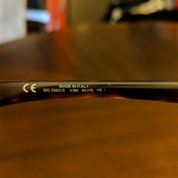 Gucci Sunglasses - Picture 4 of 8